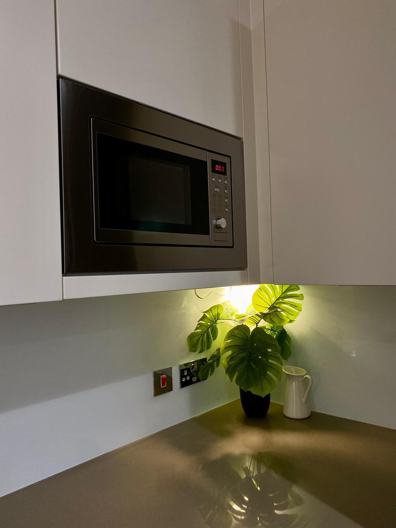 Апартаменты Spacious 2 Bedroom Penthouse Retreat Лондон